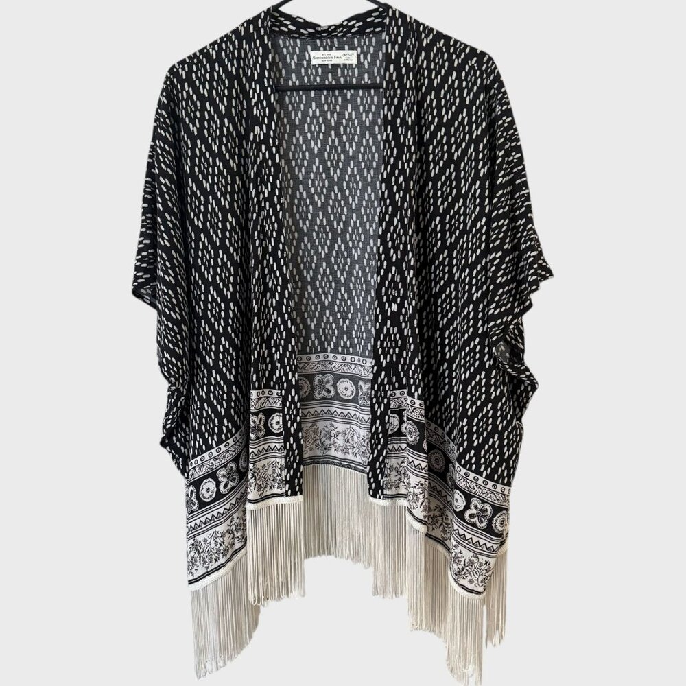Abercrombie & Fitch Boho Tassel Fringe Kimono Shawl Black White Women's One Size